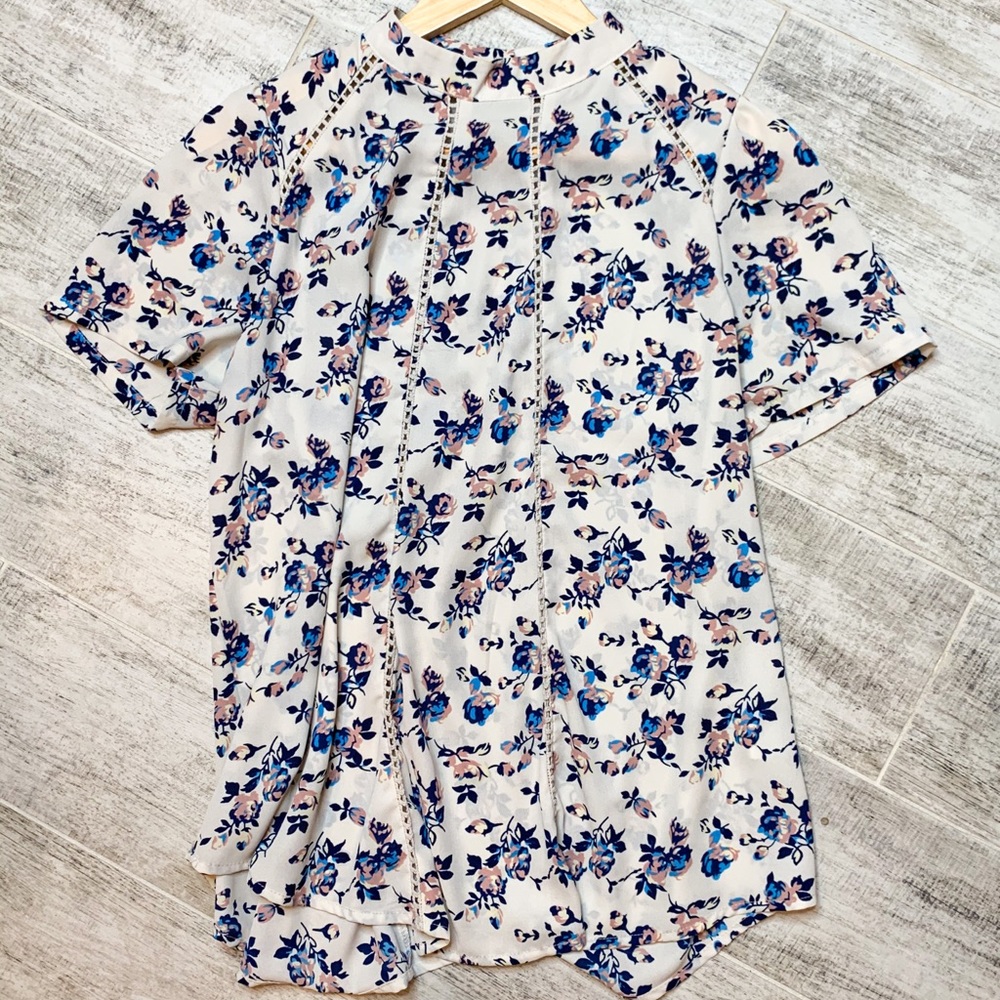 Floral top